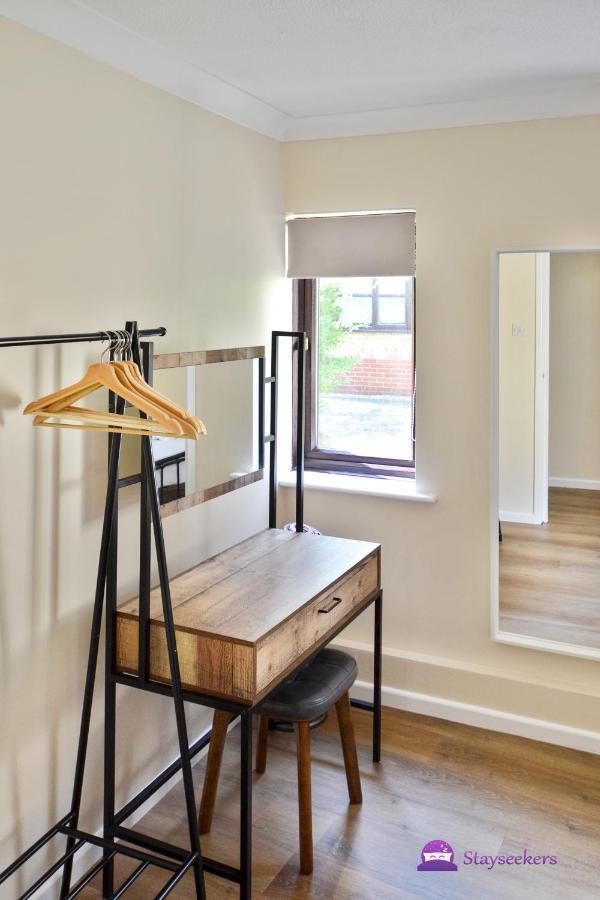 Station 1 Bed Apartment - Stayseekers ソールズベリー エクステリア 写真